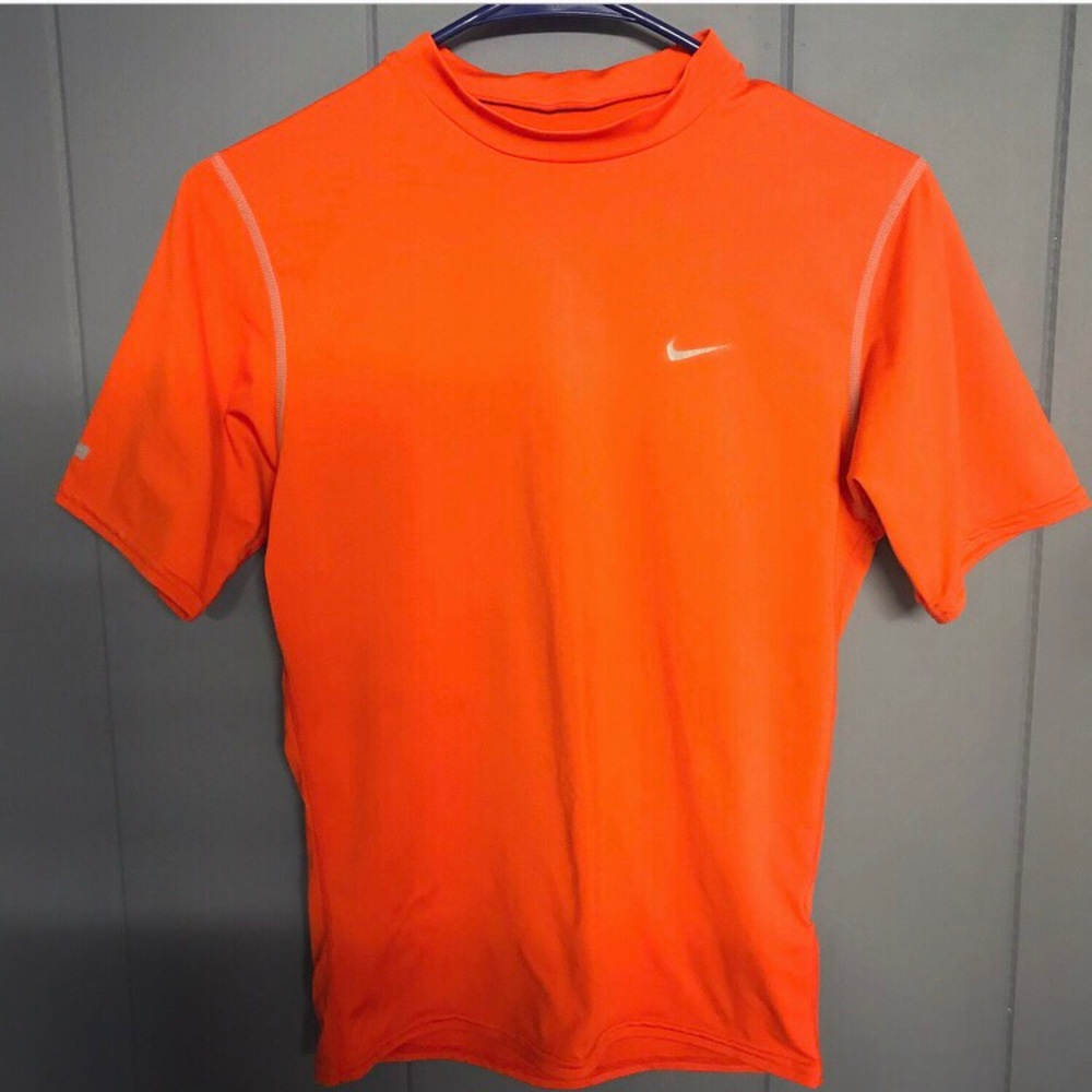 Boys Nike Drifit top